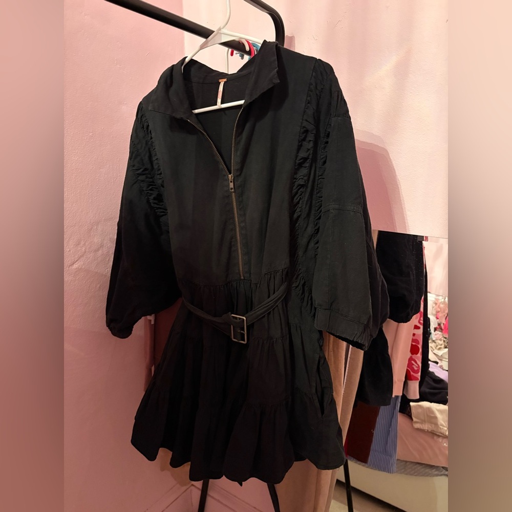 FREE PEOPLE BLACK HAMPTON MINI DRESS W POCKETS